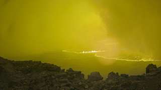 Image from Mauna Loa summit webcam