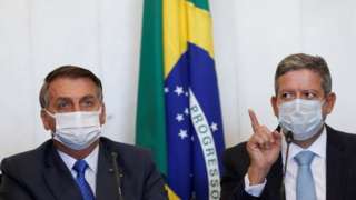 Jair Bolsonaro ao lado de Arthur Lira