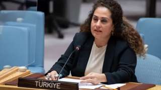 BM, Dışişleri Bakanlığı'nın talebinin ardından resmi evraklarda 'Turkey' yerine 'Türkiye' ifadesine yer verdi. Diplomat Ayşe İnanç da geçen hafta ilk defa BM Güvenlik Konseyi oturumunda ülke ismini 'Türkiye' olarak kullandı.