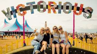 Women at Victorious festival