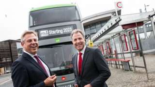 First Bus Managing Director Doug Claringbold and West of England Metro Mayor Dan Norris at Bristol Parkway station