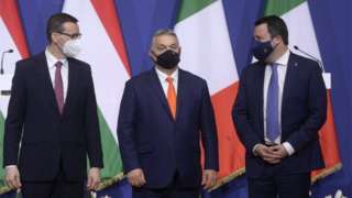 Polonya Başbakanı Morawiecki, Macaristan Başbakanı Viktor Orban ve İtalyan Lig partisi lideri Salvini Budapeşte'deki zirvede