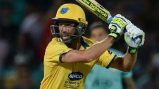Bears batsman Grant Elliott