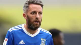 Cole Skuse in action for Ipswich