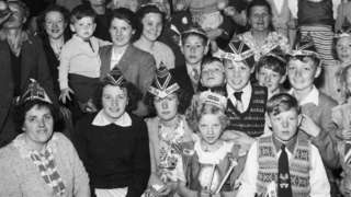 Families come together to celebration the 1953 coronation at the White Lion pub, Arbury Road, Stockingford