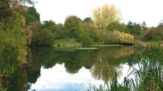Lake at Folly Park in Faringdon