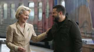 The Head of the European Commission Ursula von der Leyen (L) and President Of Ukraine Volodymyr Zelenskyi (R) during meeting with Ukrainian railway workers on November 4, 2023 in Kyiv