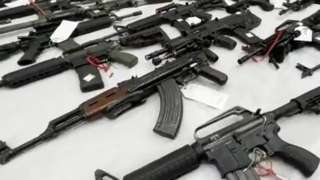 Photo of weapons seized by Israeli police in operation against illegal arms dealing