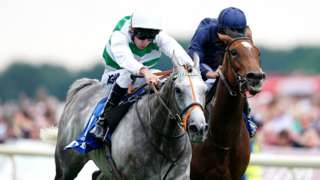 Alpanista leads Yorkshire Oaks at York