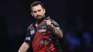 Darts - BBC Sport