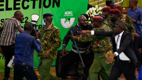 Scuffles broke out before declaration of the winner