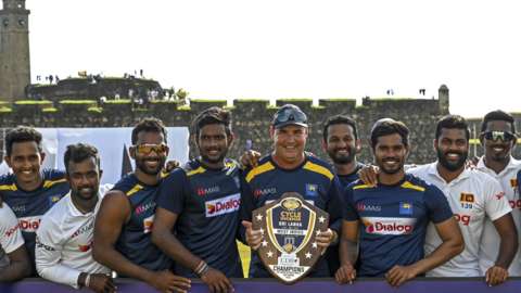 Sri Lanka with the Test series trophy in Galle