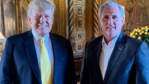 Former US President Donald Trump (left) and House Minority Republican Leader Kevin McCarthy at Mar-a-Lago, Florida. Photo: 28 January 2021