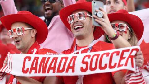 Canada fans
