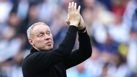 Nottingham Forest boss Steve Cooper applauds the fans last weekend