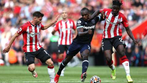 Michail Antonio, Jack Stephens, West Ham United, Southampton