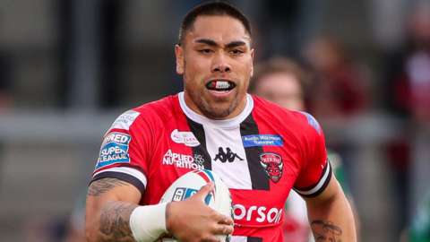 Ken Sio in action for Salford Red Devils