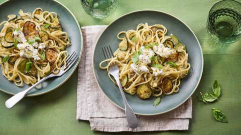 Courgette pasta