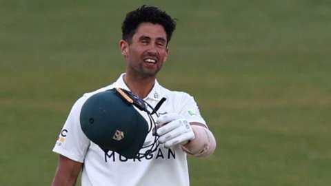 New Worcestershire skipper Brett D'Oliveira made it back to back centuries