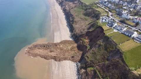 the landslide at Nefyn beach