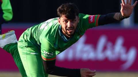 Naveen-ul-Haq bowled two waist-high full tosses in Friday night's one-run win over Northants