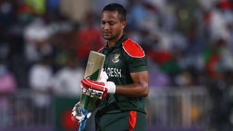 Shakib Al Hasan batting for Bangladesh