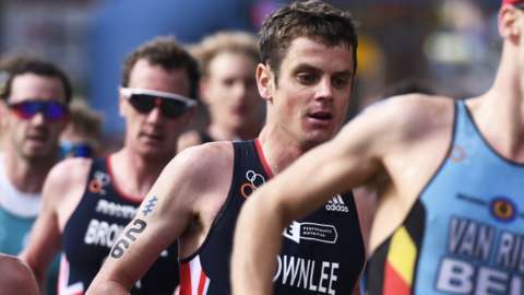 Jonny Brownlee competes at the AJ Bell World Triathlon competition in Leeds in 2019
