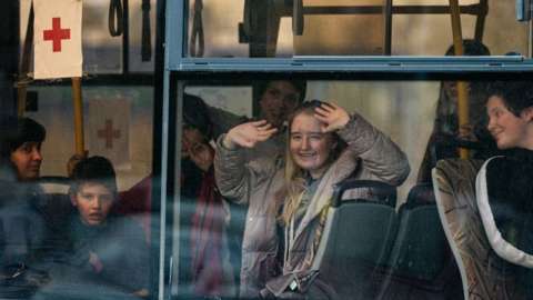 People evacuated from Mariupol's Azovstal plant arrive in Zaporizhzhia