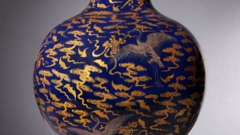 18th Century Chinese vase