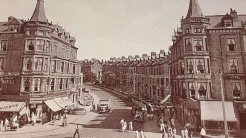 West End Road Morecambe B&Bs postcard, (1940s)