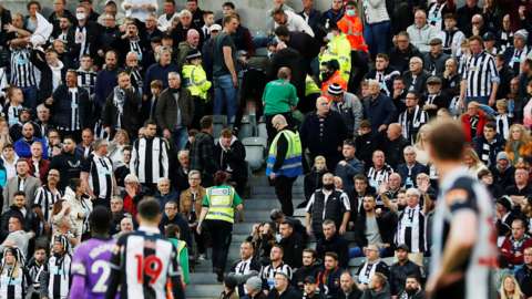 Medics rush to help fan at Newcastle v Tottenham