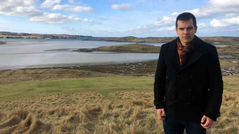 Dòmhnall MacLaomainn