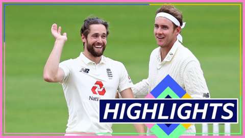 Chris Woakes and Stuart Broad