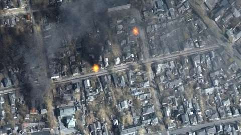 Maxar colour infrared satellite view of fires burning near Fontanna Street in eastern Mariupol, Ukraine. 14 March