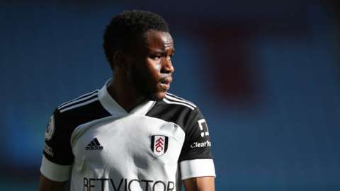 Ademola Lookman in Fulham action