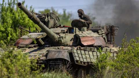 Ukrainian tank crew during training on 9 May