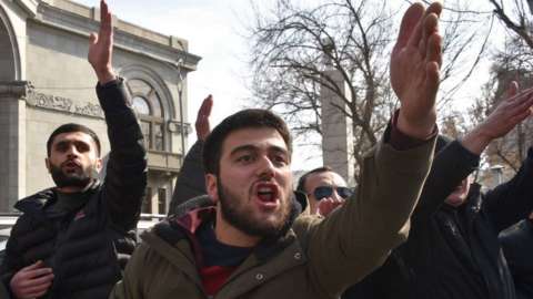 Anti-Pashinyan protesters, 25 Feb 21