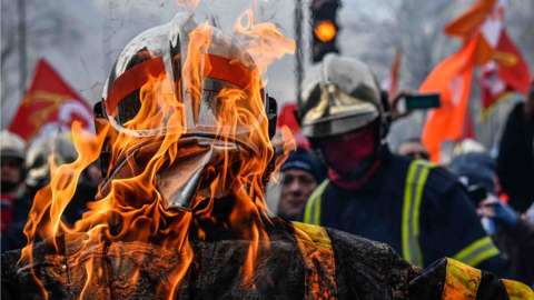 Thousands of firefighters participate in a demonstration against the pension reforms and for better work conditions in Paris, France, 28 January 2020