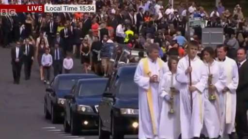 _79472983_ph_procession_grab.jpg