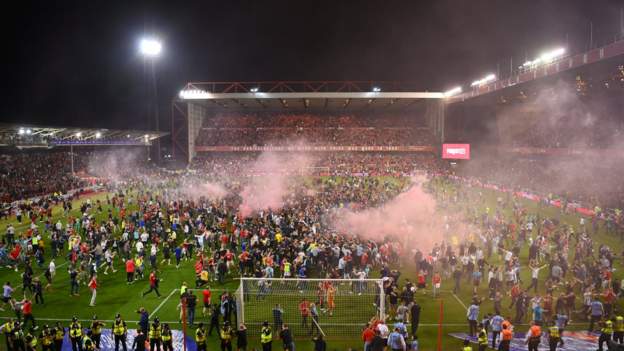 Forest fined for pitch invasion against Blades