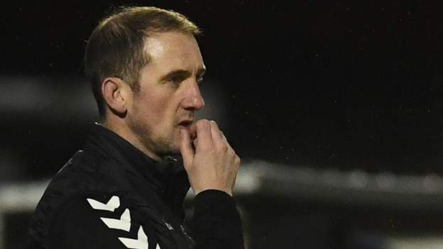 Ayr United: Mark Kerr departs as manager - BBC Sport