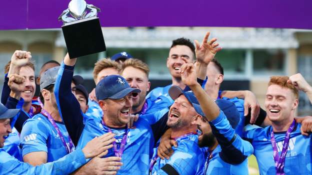 kent-keep-cool-to-beat-lancs-and-win-one-day-cup