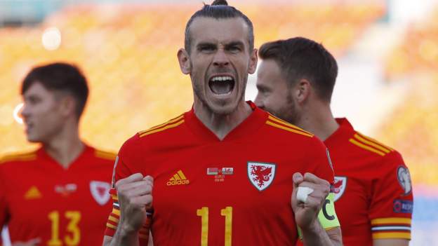 Belarus 2-3 Wales: Gareth Bale scores hat-trick in World Cup qualifier