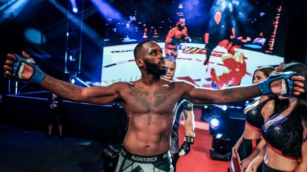 Edwards signs new deal with Bellator