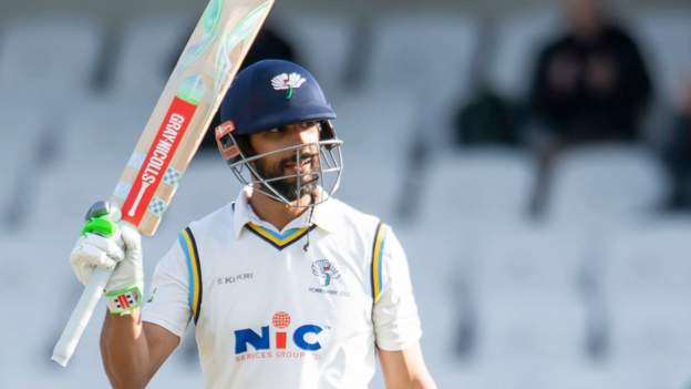 Masood leads Yorkshire to final-day win over Pears-ZoomTech News