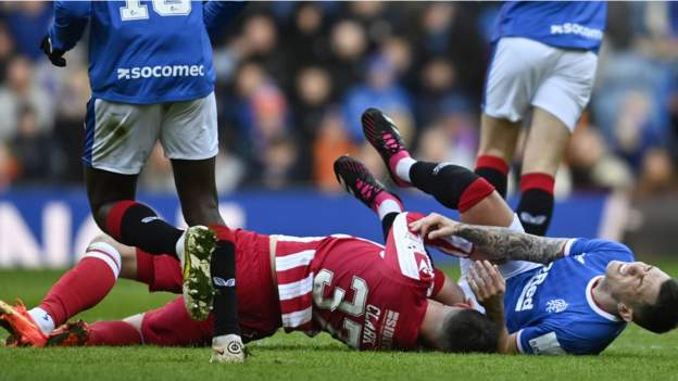 St Johnstone win appeal against Clark's red card