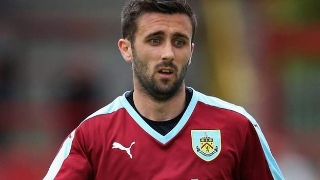 Oldham: Burnley's Daniel Lafferty And Cameron Dummigan Join - Bbc Sport