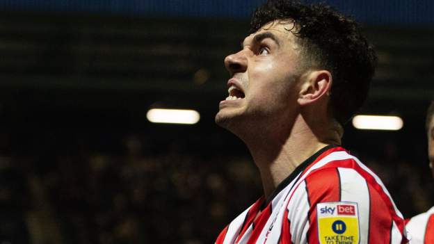 Egan a goal threat, says Blades boss Heckingbottom