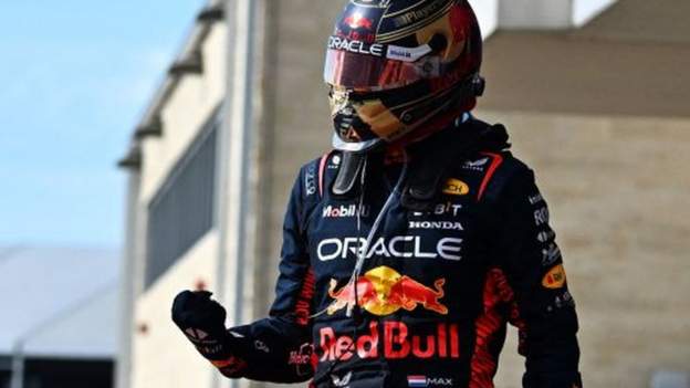 Verstappen wins US GP ahead of charging Hamilton