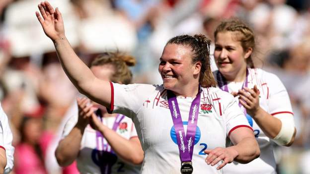 <div>Women's Six Nations 2023: England reflect on Twickenham 'pinch-yourself moment'</div>